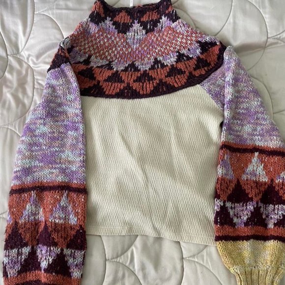 Free People Swit the Small Stuff pullover. Fits size Small. - Picture 2 of 3